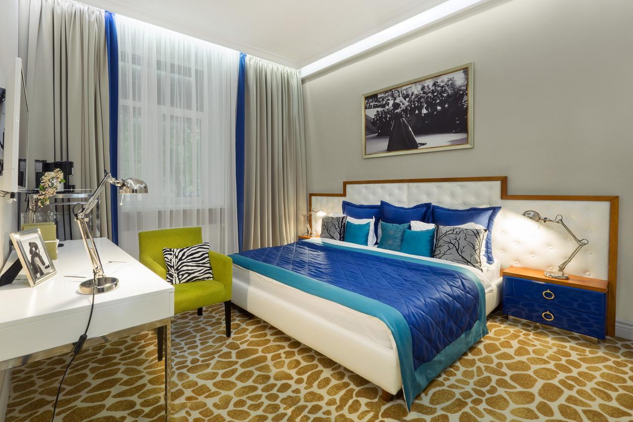 Mirax Sapphire Boutique Hotel Kharkiv Bagian luar foto