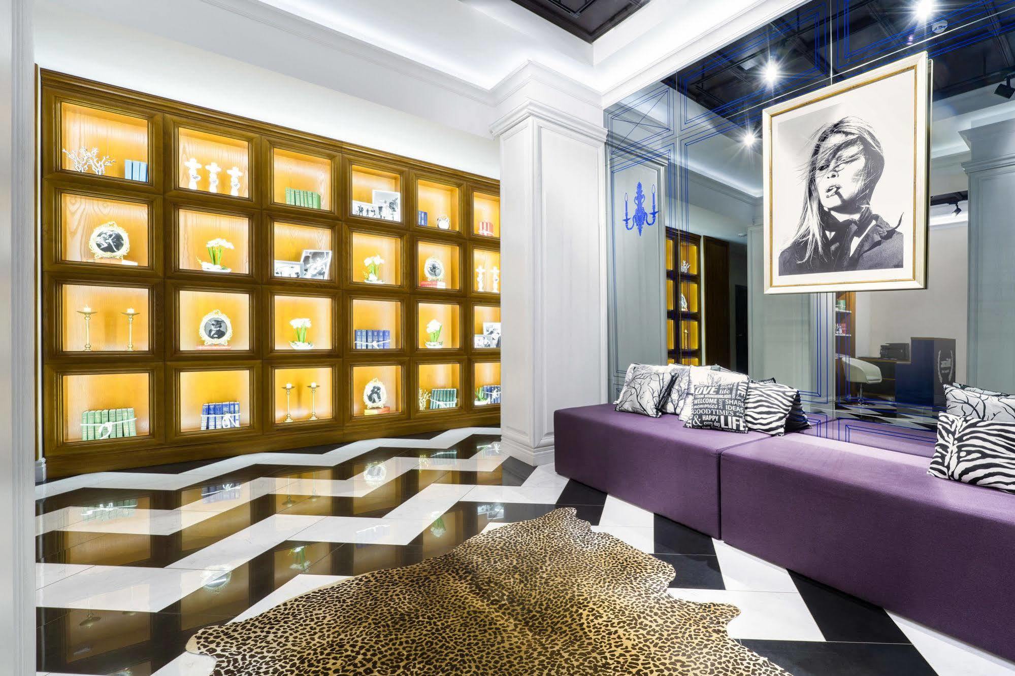 Mirax Sapphire Boutique Hotel Kharkiv Bagian luar foto